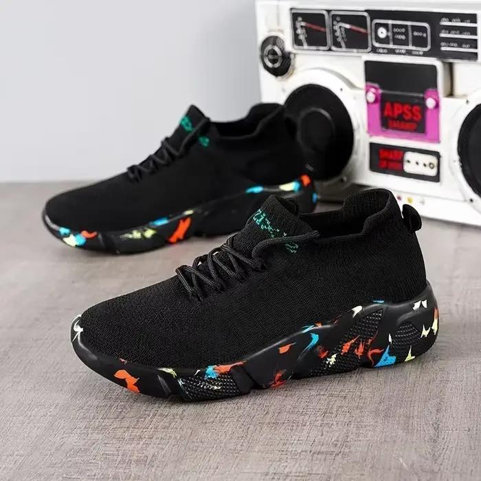Baskets pour hommes chaussures pour femmes Tennis tendance chaussettes chaussures de marche mocassin