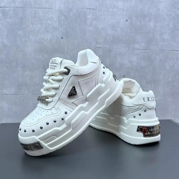 Nouvelle Collection : Baskets Chunky Tendance pour Homme avec Rivets Personnalisés, Décoration Métal