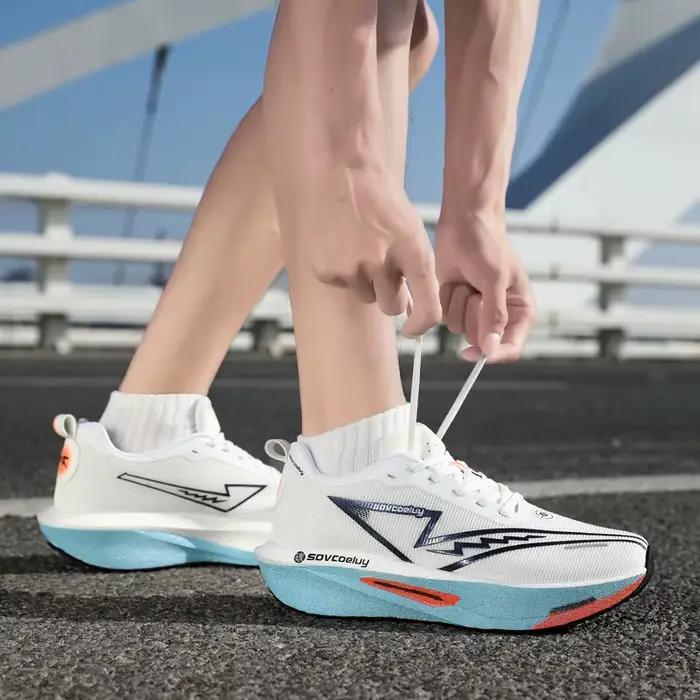 Chaussures de course unisexes pour couple - Trois options de couleurs