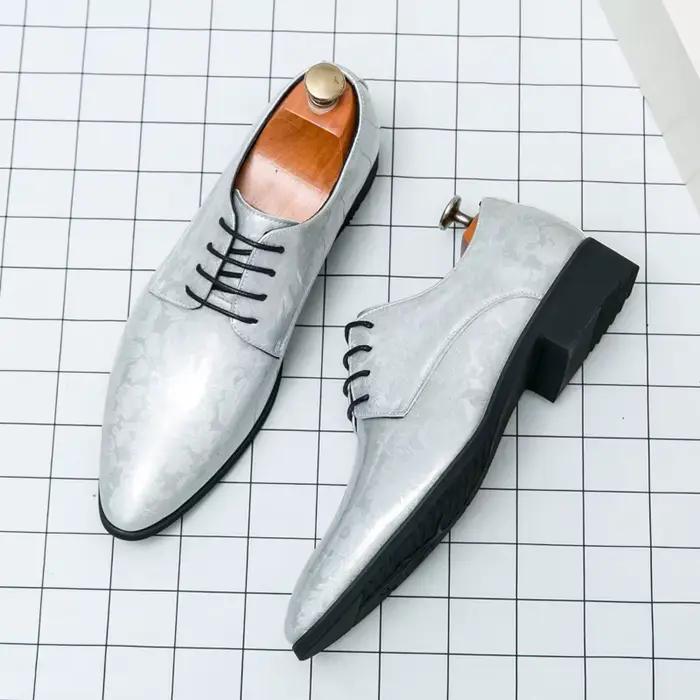 Mocassins en cuir coordonnants pour hommes