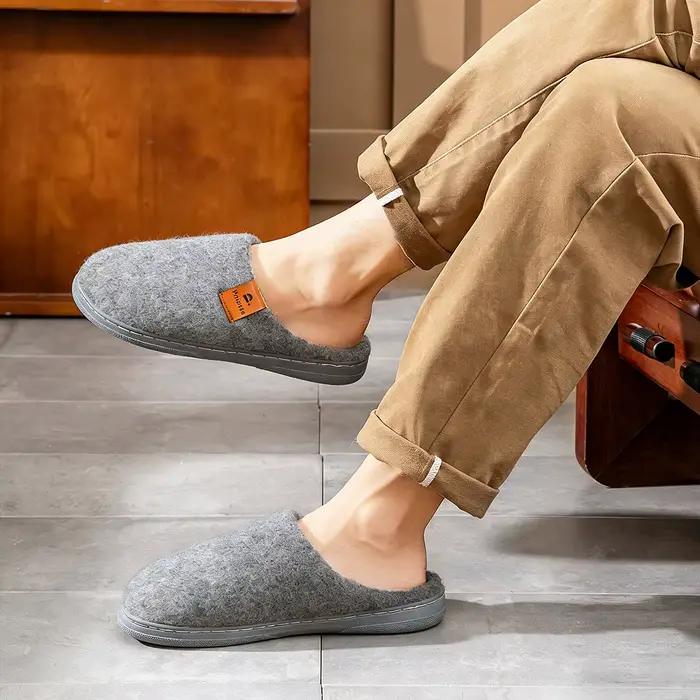 Pantoufles d'hiver à plateforme en feutre pour hommes style britannique confortables antidérapantes pour l'intérieur et l'extérieur occasions spéciales hiver