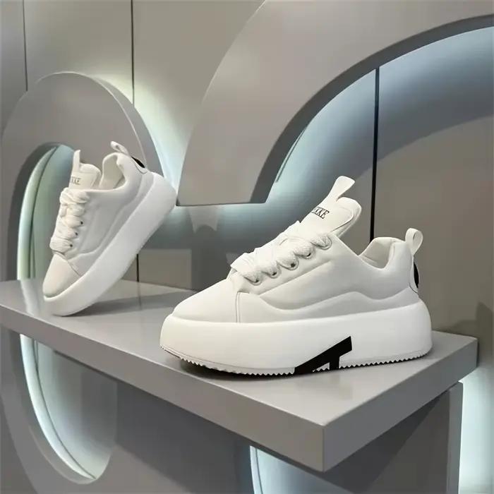 Solid Color Fashionable Men'S Shoes That Are Slip-Resistant