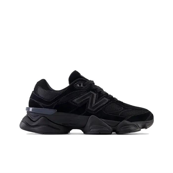 Chaussures New Balance 9060 Triple Black pour Hommes - Design Monochrome - Semelle Amortissante - Style Urbain Élégant