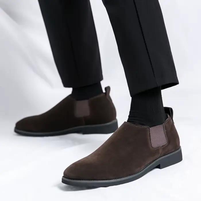 Chaussures décontractées en faux daim style britannique pour hommes occassions décontractées et formelles printemps automne confort respirant et élégance plateforme