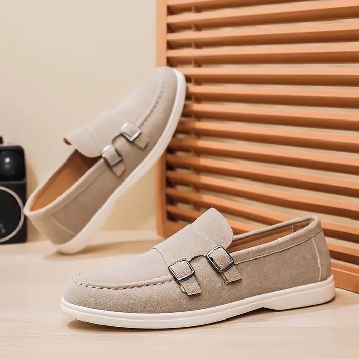 Mocassins décontractés pour hommes en caoutchouc, sans lacets, pointures variées, couleurs brun, kaki, rouge et noir, confort ultime, design moderne et minimaliste, idéal pour toutes occasions