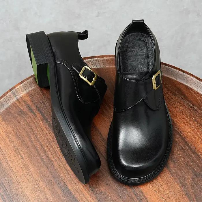 Nouvelles chaussures pour hommes, chaussures en cuir à bout carré avec boucle, faites à la main, en cuir véritable, vêtements de cérémonie pour mariages, grande taille 46, pour le travail