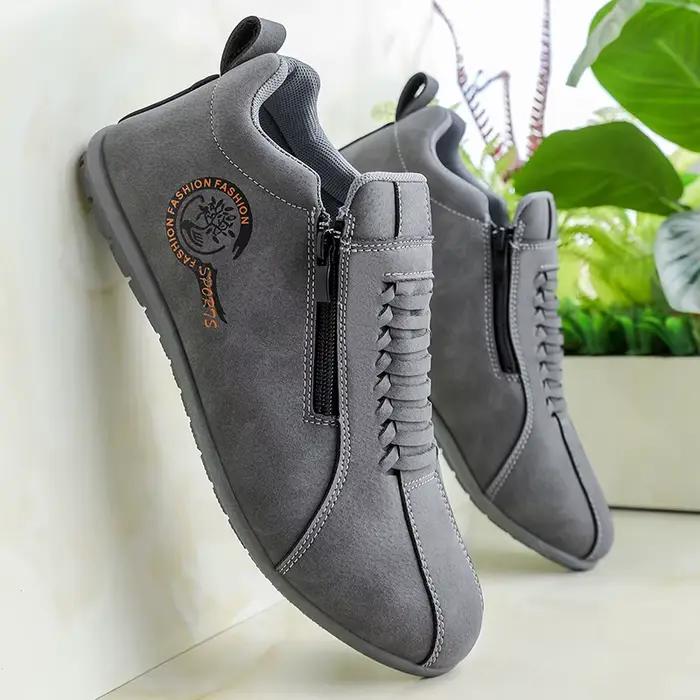 Mocassins décontractés en faux daim brodé pour hommes, semelle souple, chaussures plates respirantes, parfaites pour les trajets quotidiens et la conduite, printemps automne
