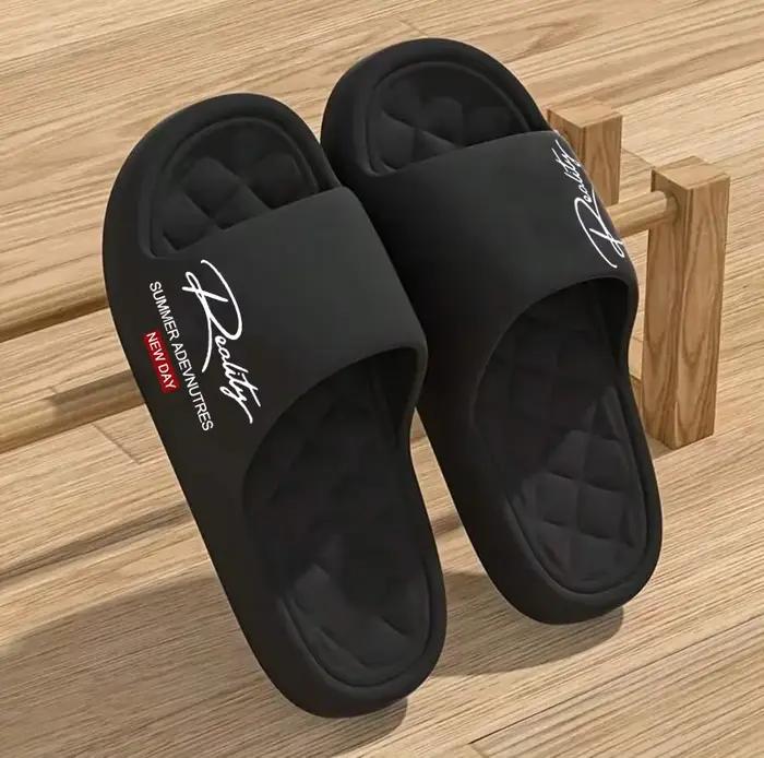 Chaussures d'été EVA au design innovant pour hommes