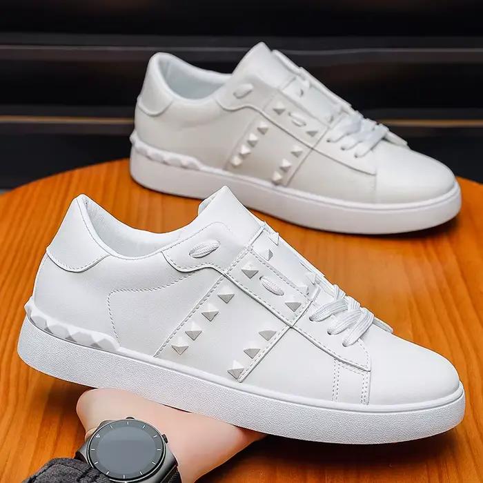 Nouvelles chaussures blanches pour hommes printemps-automne, chaussures plates tendance pour jeunes, chaussures simples pour hommes