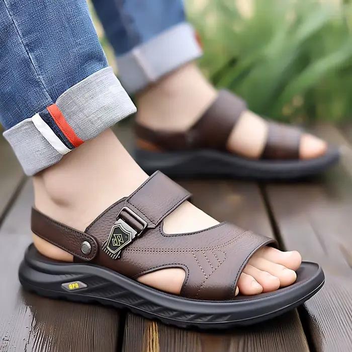 Sandales décontractées pour hommes avec sangles réglables et semelle antidérapante pour les promenades estivales sur la