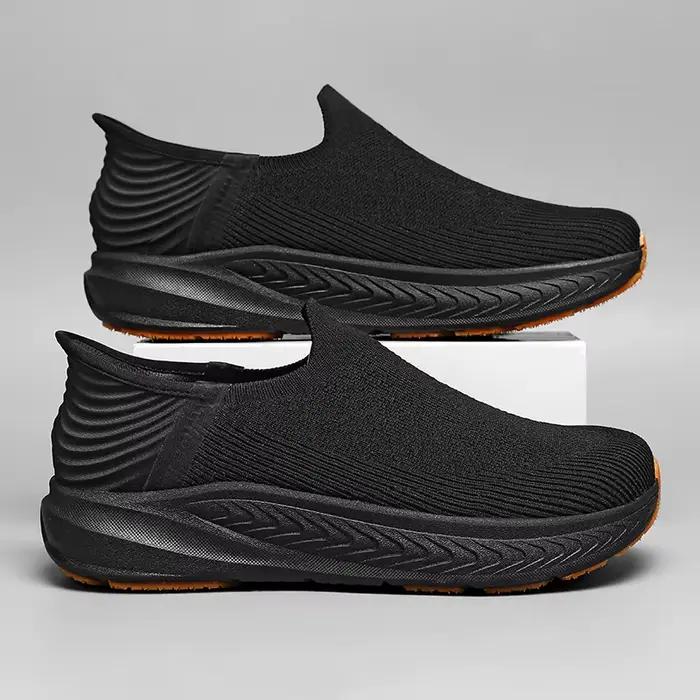 Chaussures de course noires en tricot pour hommes