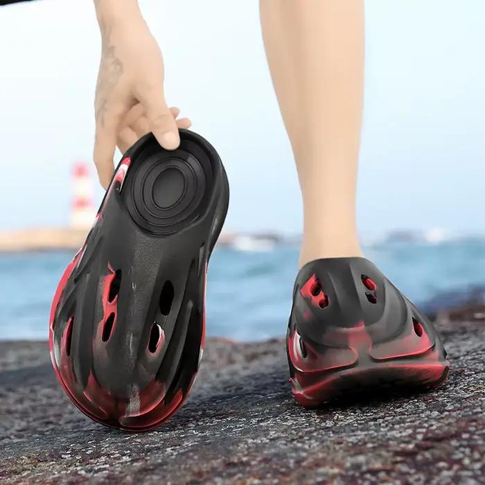 Chaussures pour hommes été Slip-On hommes 2025 nouvelles sandales de plage légères et respirantes