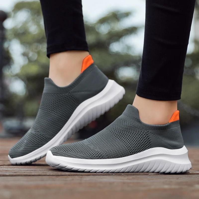Chaussures vulcanisées femmes hommes baskets sans lacet chaussures décontractées hommes mocassins 2024 nouvelle marche Zapatillas Hombre Plus chaussures de Couple