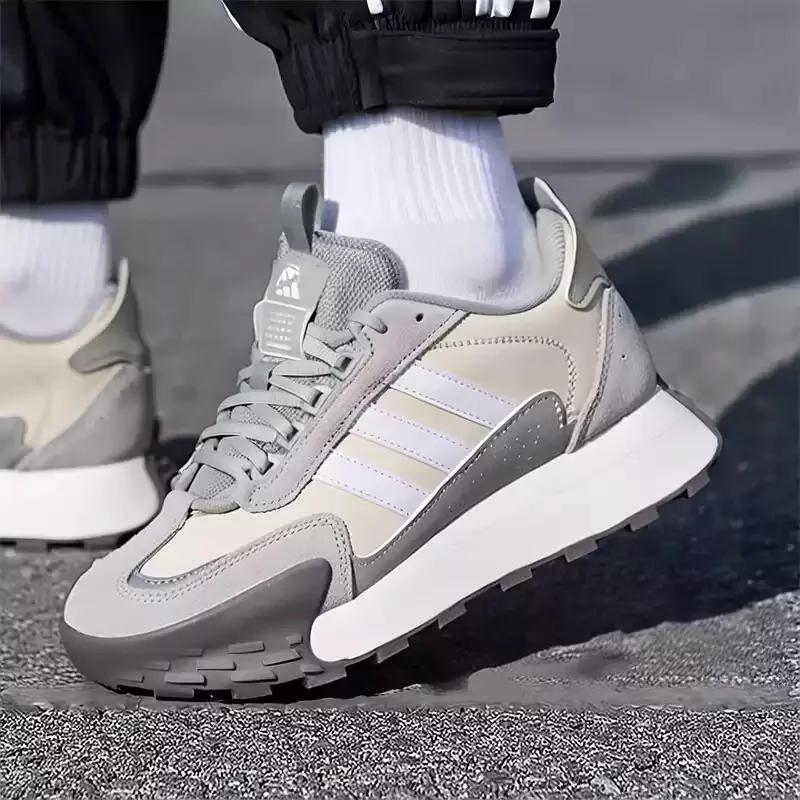 adidas Baskets de randonnée en daim beige et gris à trois bandes blanches, plateforme épaisse, chaussures décontractées d'extérieur pour hommes et femmes KJ2055