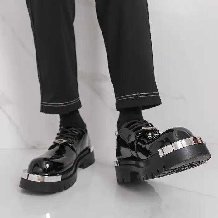 Nouvelles chaussures de travail personnalisées à semelles épaisses pour hommes à grande tête décontr