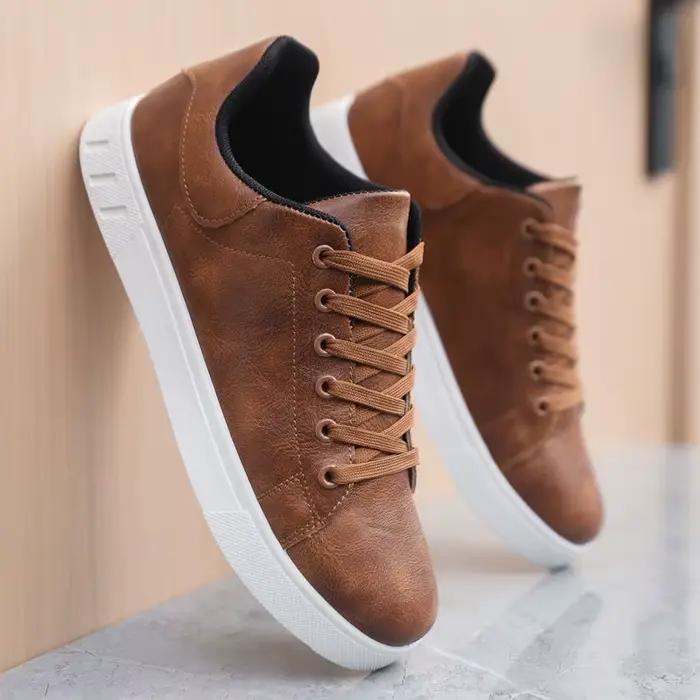 2026 chaussures pour hommes nouveau Style quatre saisons à la mode polyvalent fond souple blanc chau