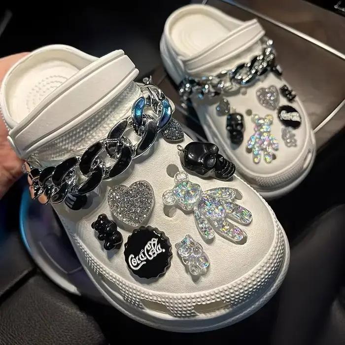 Offre spéciale Bundle pour chaîne argentée trou chaussures breloques concepteur mode tendance breloq