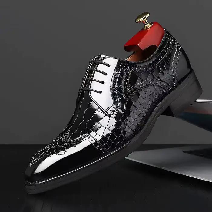 Chaussures en cuir motif Crocodile chaussures Oxford d'affaires chaussures habillées Brogue pour hom
