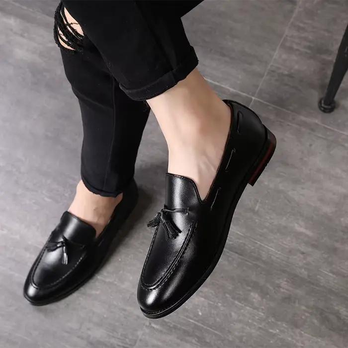 Nouveaux hommes britanniques noir marron glands sans lacet Oxford chaussures en cuir mocassins maria