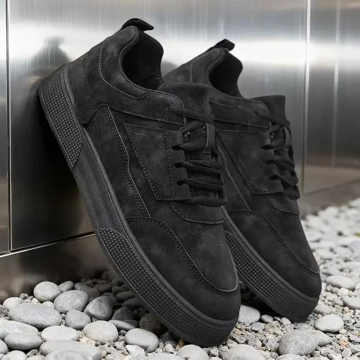 Baskets décontractées en daim pour hommes – Chaussures basses élégantes à lacets pour un usage quoti