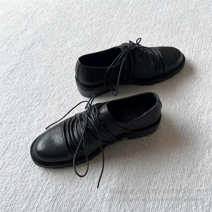 Chaussures derby noires en cuir pour homme rehaussantes et décontractées pour le quotidien et les occasions spéciales