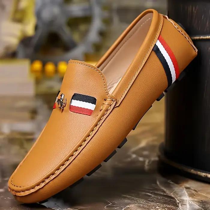 Nouvelles chaussures décontractées en cuir noir pour homme