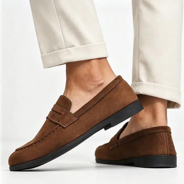 Nouvelles chaussures classiques en daim pour hommes - mocassins décontractés - chaussures plates tendance, douces et respirantes - chaussures pour tous les jours et pour les sports de plein air