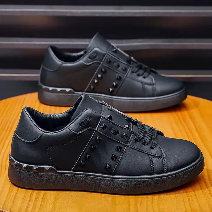 Nouvelles chaussures blanches pour hommes printemps-automne, chaussures plates tendance pour jeunes, chaussures simples pour hommes