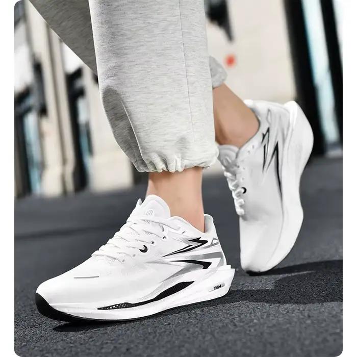 Chaussures de course respirantes et amortissantes pour homme toutes saisons baskets de jogging antidérapantes pour randonnée et entraînement sportif polyvalentes et confortables pour activités quotidiennes