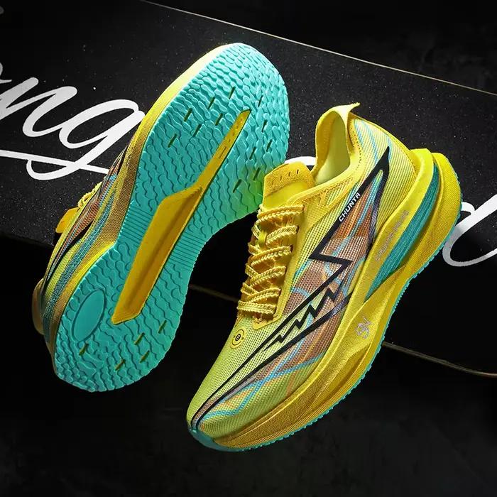 Chaussures de course pour hommes avec plaque en carbone