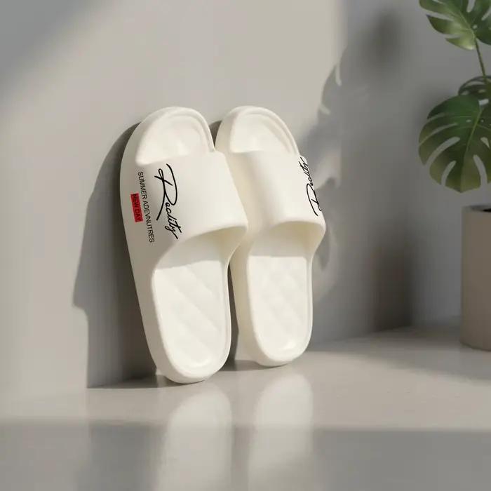 Pantoufles d'été en EVA pour hommes, design innovant, douces et légères, parfaites pour le confort intérieur et extérieur, occasions spéciales