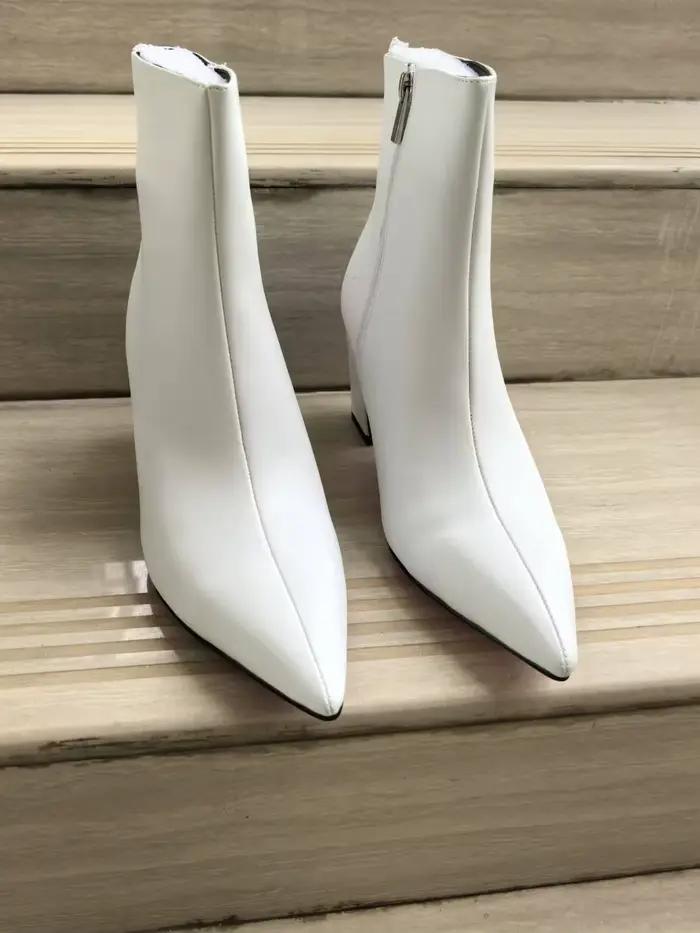 Bottes Chelsea noires à bout pointu en cuir véritable pour homme style britannique polyvalentes pour événements formels et sorties urbaines