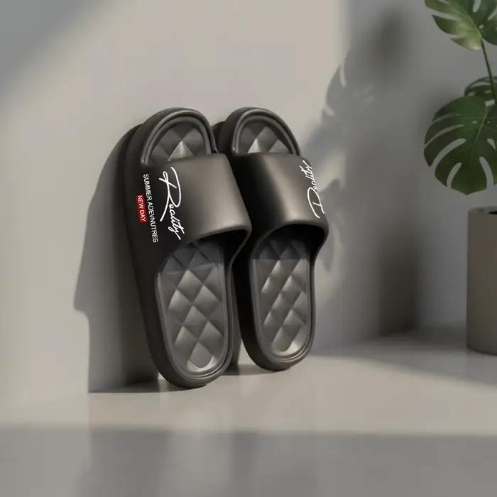 Pantoufles d'été en EVA pour hommes, design innovant, douces et légères, parfaites pour le confort intérieur et extérieur, occasions spéciales
