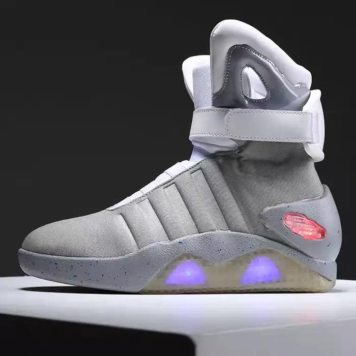 Chaussures de basket-ball lumineuses LED pour homme haute technologie style de vie à offrir pour occasions spéciales