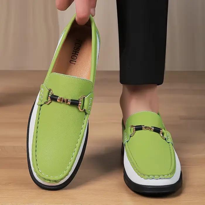 Mocassins en cuir véritable homme sans lacets pour bureau et carrière occassions spéciales polyvalents pointure ajustement précis
