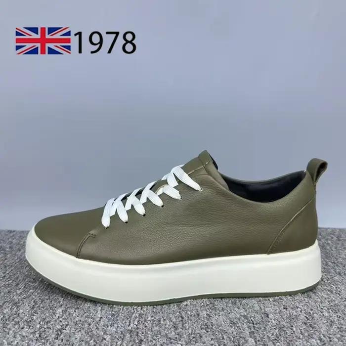 Chaussures pour hommes en cuir véritable