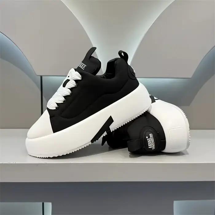 Solid Color Fashionable Men'S Shoes That Are Slip-Resistant