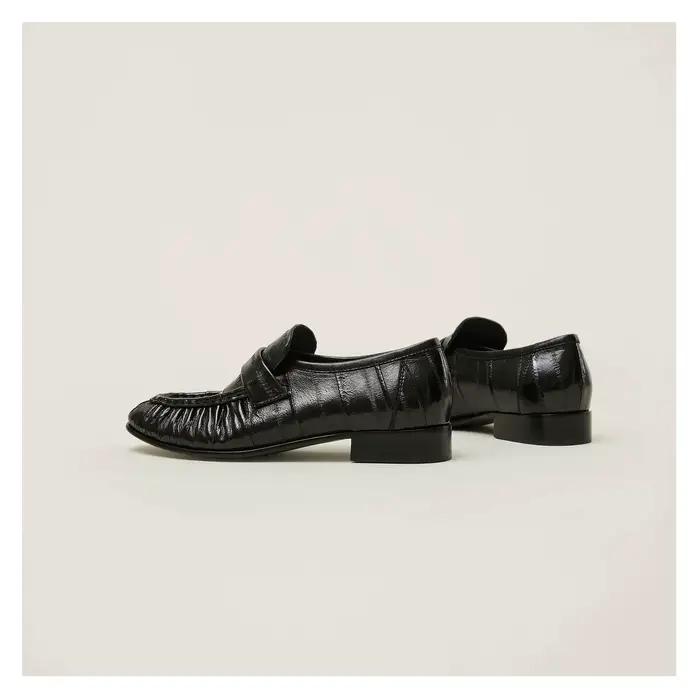 Chaussures plates en peau d'anguille 100% authentiques