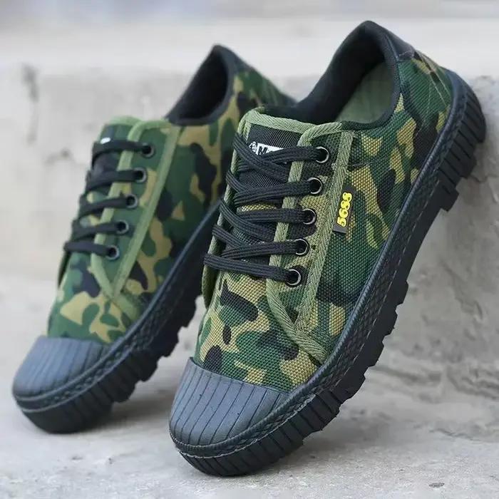 Chaussures d'entraînement en tissu pour hommes
