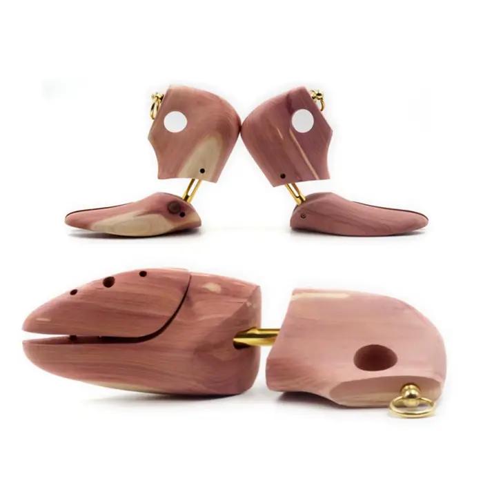 1 paire de chaussures réglables en bois de cèdre rouge pour hommes