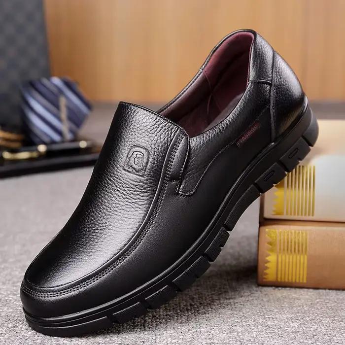 Chaussures en cuir véritable faites à la main pour hommes