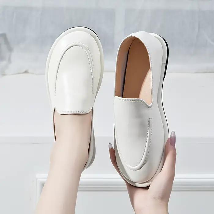 Mocassins Femme Cuir Véritable Bout Arrondi Souples Faciles à Enfiler Occasions Spéciales