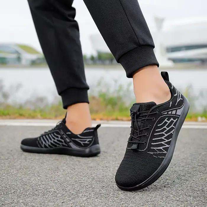 Chaussures de marche pour hommes à bout large, respirantes en maille, légères, pour le trekking en extérieur, confortables, à coupe large, pour le quotidien et les voyages