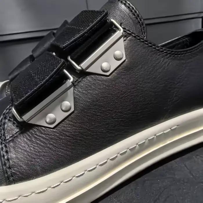 Chaussures basses pour hommes