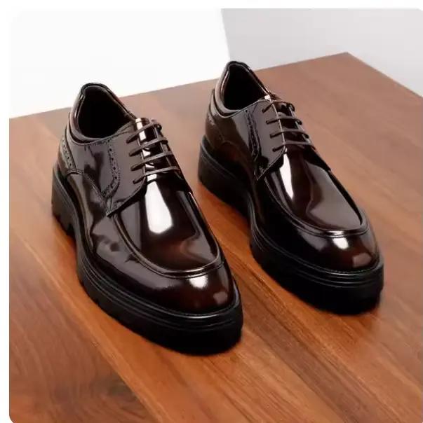 Chaussures en cuir décontractées britanniques faites à la main haut de gamme pour hommes