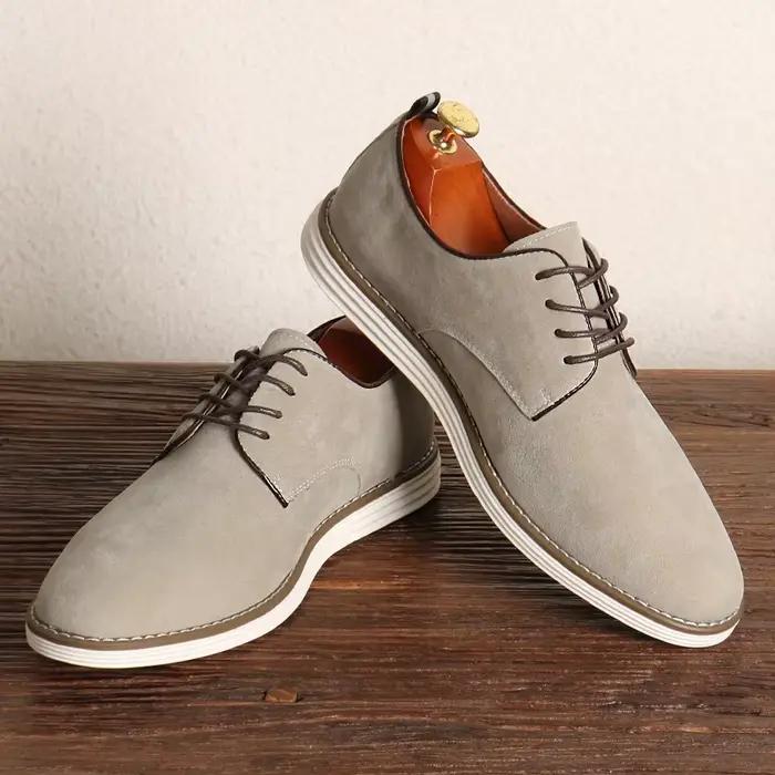 Hommes britannique rétro en cuir chaussures décontractées baskets