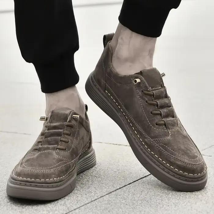 Baskets italiennes en cuir véritable pour hommes, chaussures vulcanisées imperméables, confortables et décontractées, chaussures d'extérieur, grande taille 37-47, 2023