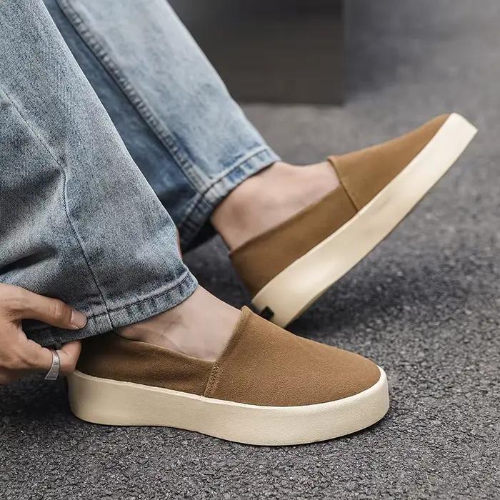 2025 nouveaux hommes velours haricot chaussures à la mode une étape ensemble