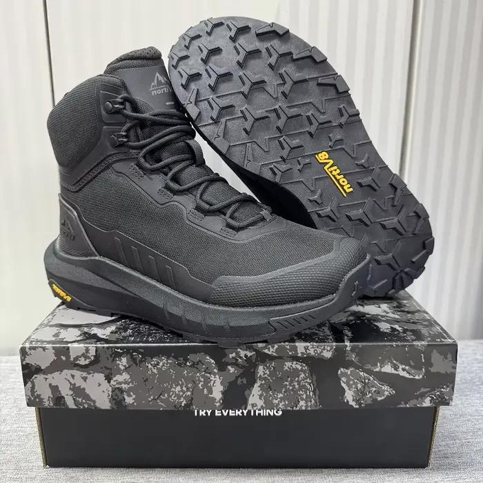 Chaussures de randonnée Zoplvero en microfibre antidérapantes confortables pour homme et femme pour randonnées et aventures en plein air
