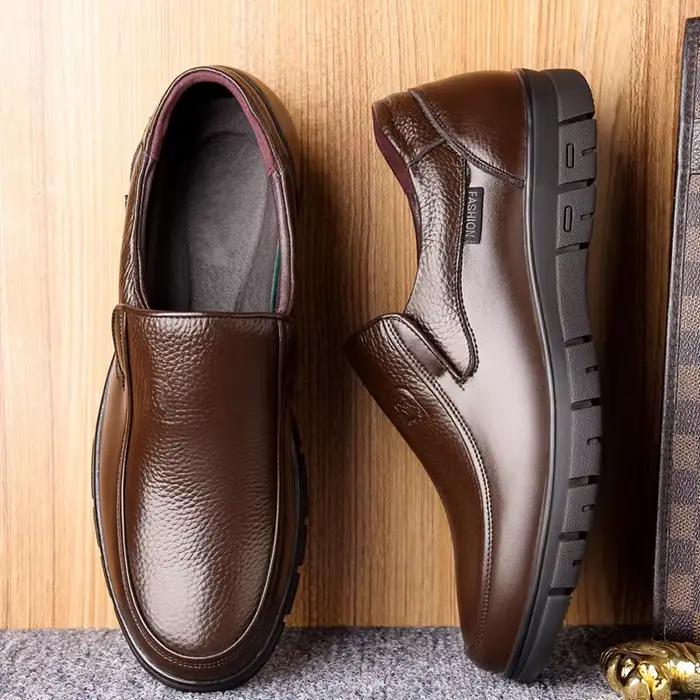 Chaussures en cuir véritable pour hommes